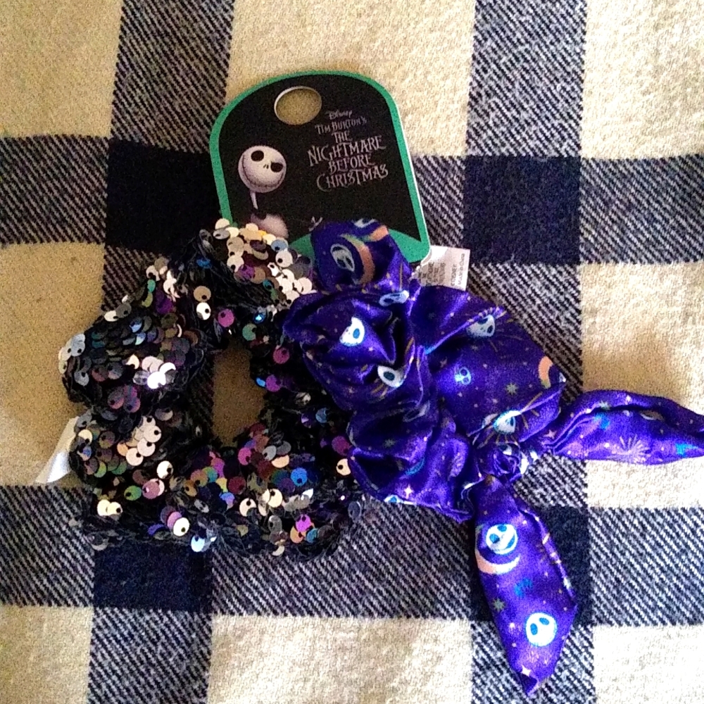 NWT The nightmare before Christmas scrunchies